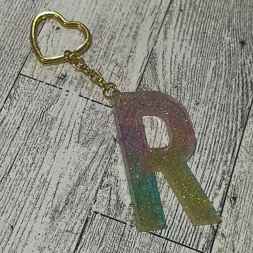 Resin sparkling monogram R key chain handmade